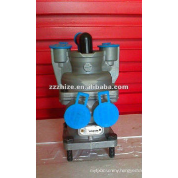 good quality WABCO Foot brake valve / bus parts